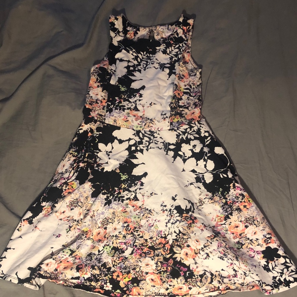 Causal floral old navy dress